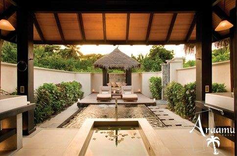 Maldív-szigetek, The Beach House at Iruveli******