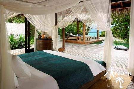 Maldív-szigetek, The Regent Maldives*****