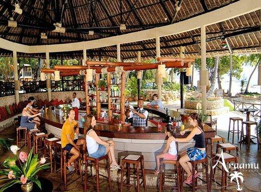 Kenya, Baobab Beach Resort****