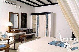 Kenya, Pinewood Village Beach Resort****