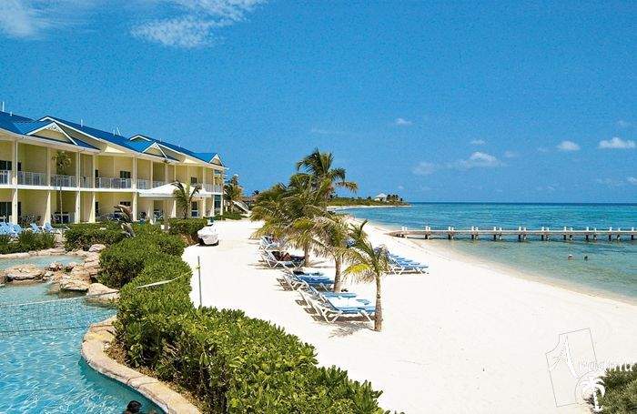 Kajmán-szigetek, The Reef Resort****