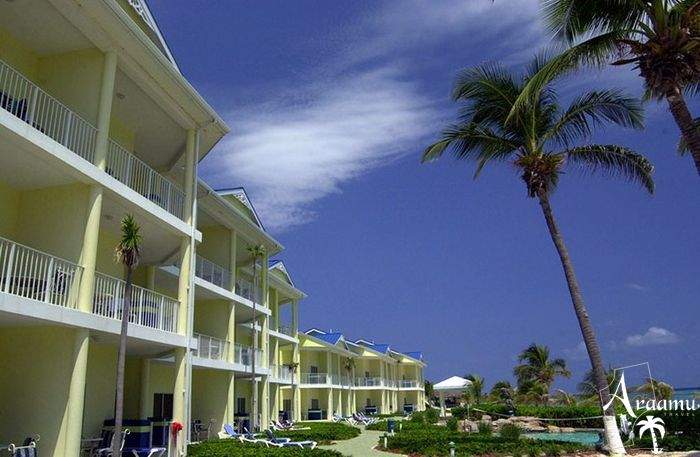 Kajmán-szigetek, The Reef Resort****
