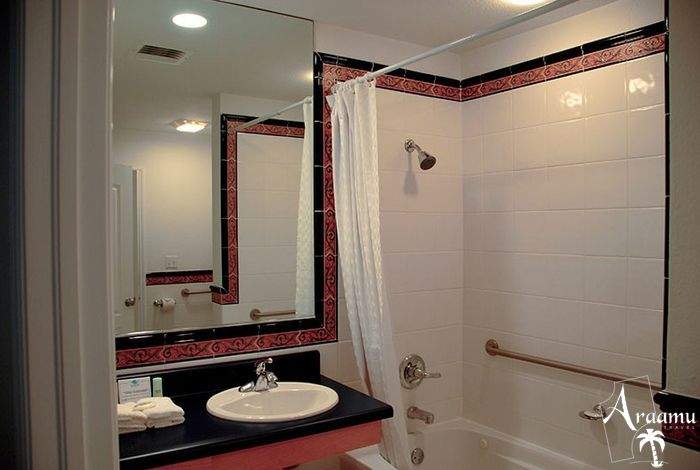 Kajmán-szigetek, The Reef Resort****