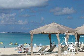 Kajmán-szigetek, Westin Casuarina Resort & Spa****