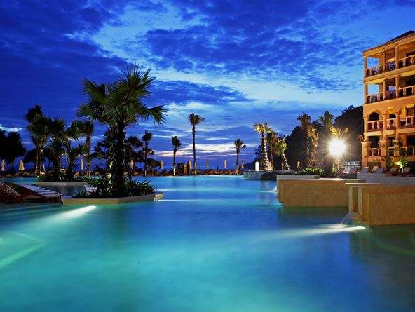 Thaiföld, Centara Grand Beach Resort Phuket*****