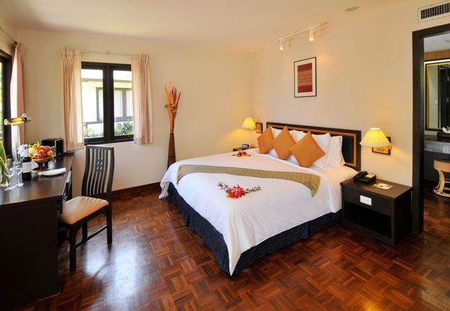 Thaiföld, Holiday Inn Resort Phi Phi Island****