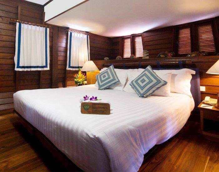 Thaiföld, The Imperial Boat House Beach ****