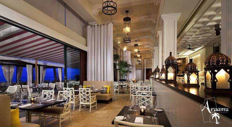 Hawaii, The Royal Hawaiian*****