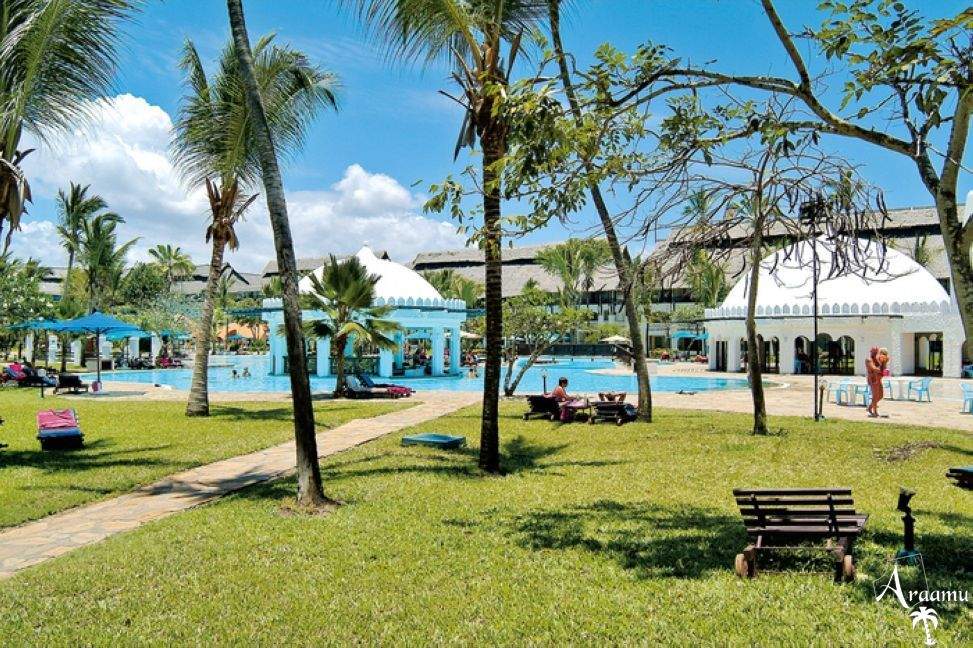 Kenya, Southern Palms Beach Resort****
