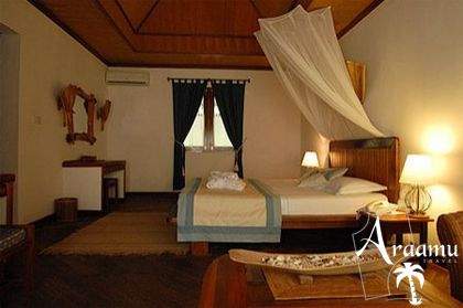 Maldív-szigetek, Madoogali Tourist Resort****