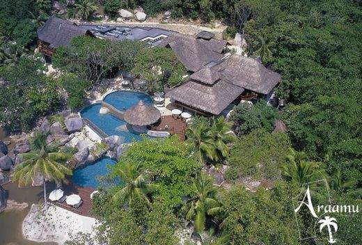 Seychelle-szigetek, Constance Lémuria Resort of Praslin*****+