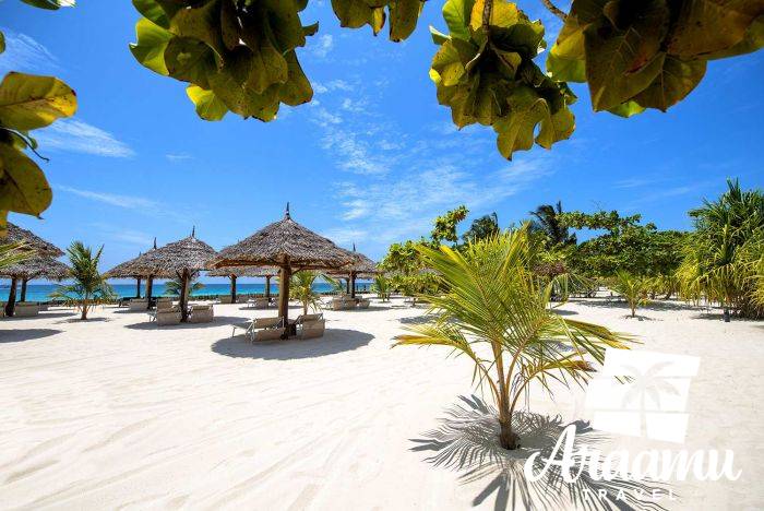 Zanzibár, Diamonds La Gemma Dell Est*****