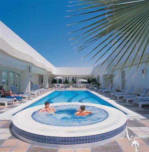 Dubai, Al Maha Arjaa Rotana****