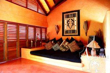 Seychelle-szigetek, Villa Lialdo****