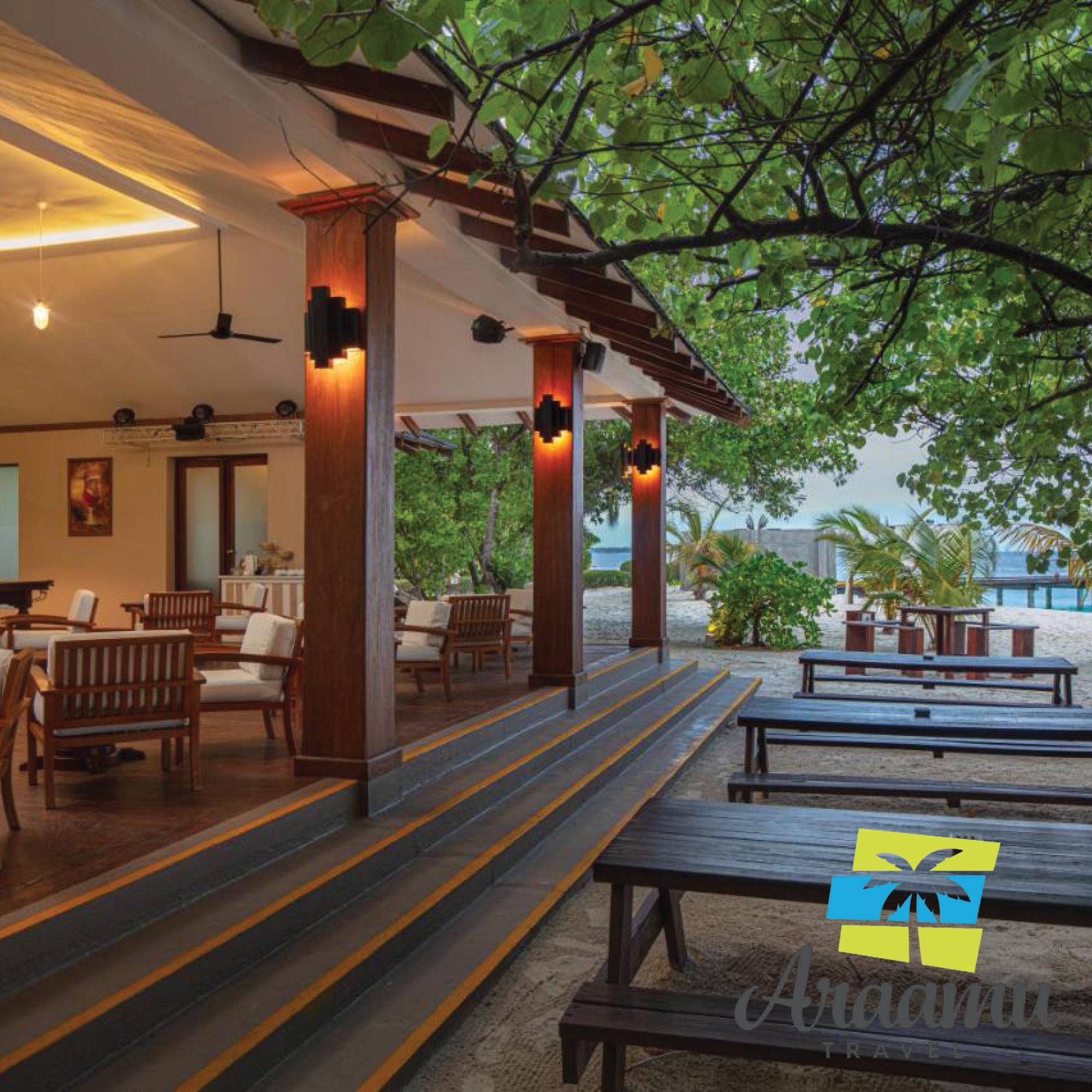 Maldív-szigetek, Adaaran Select Meedhupparu****