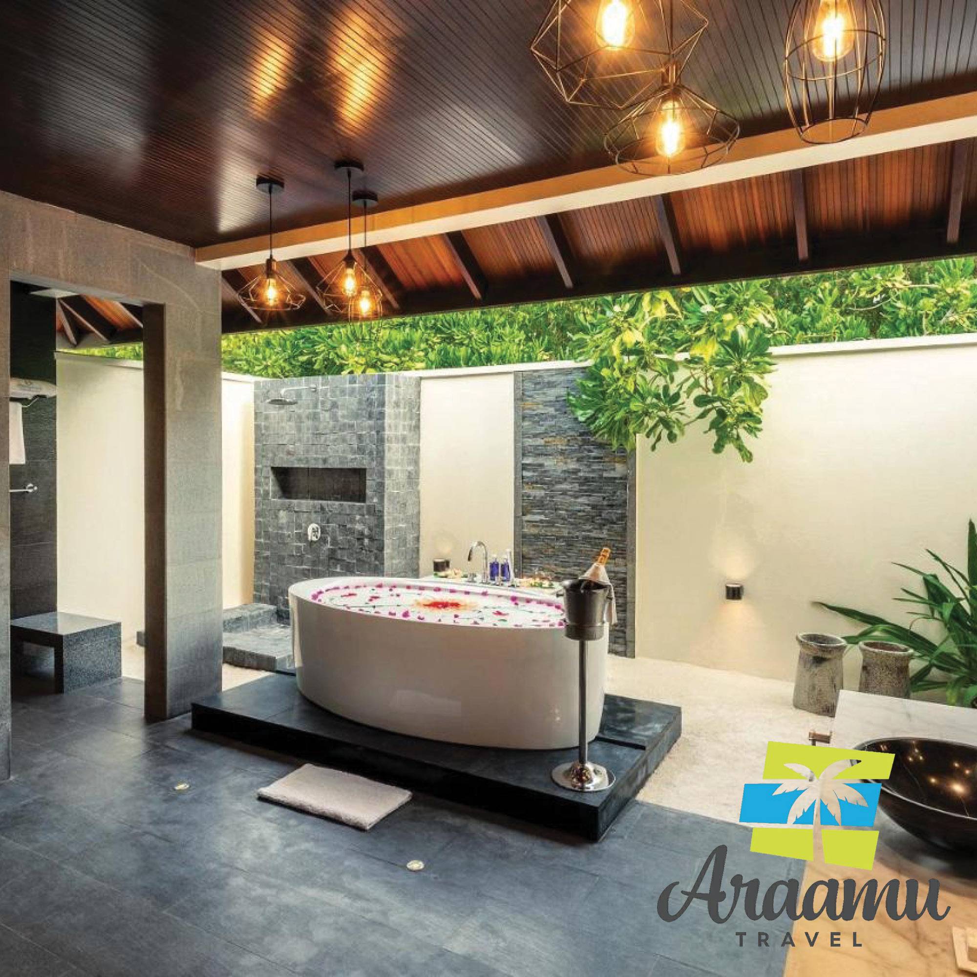 Maldív-szigetek, Atmosphere Kanifushi Maldives*****