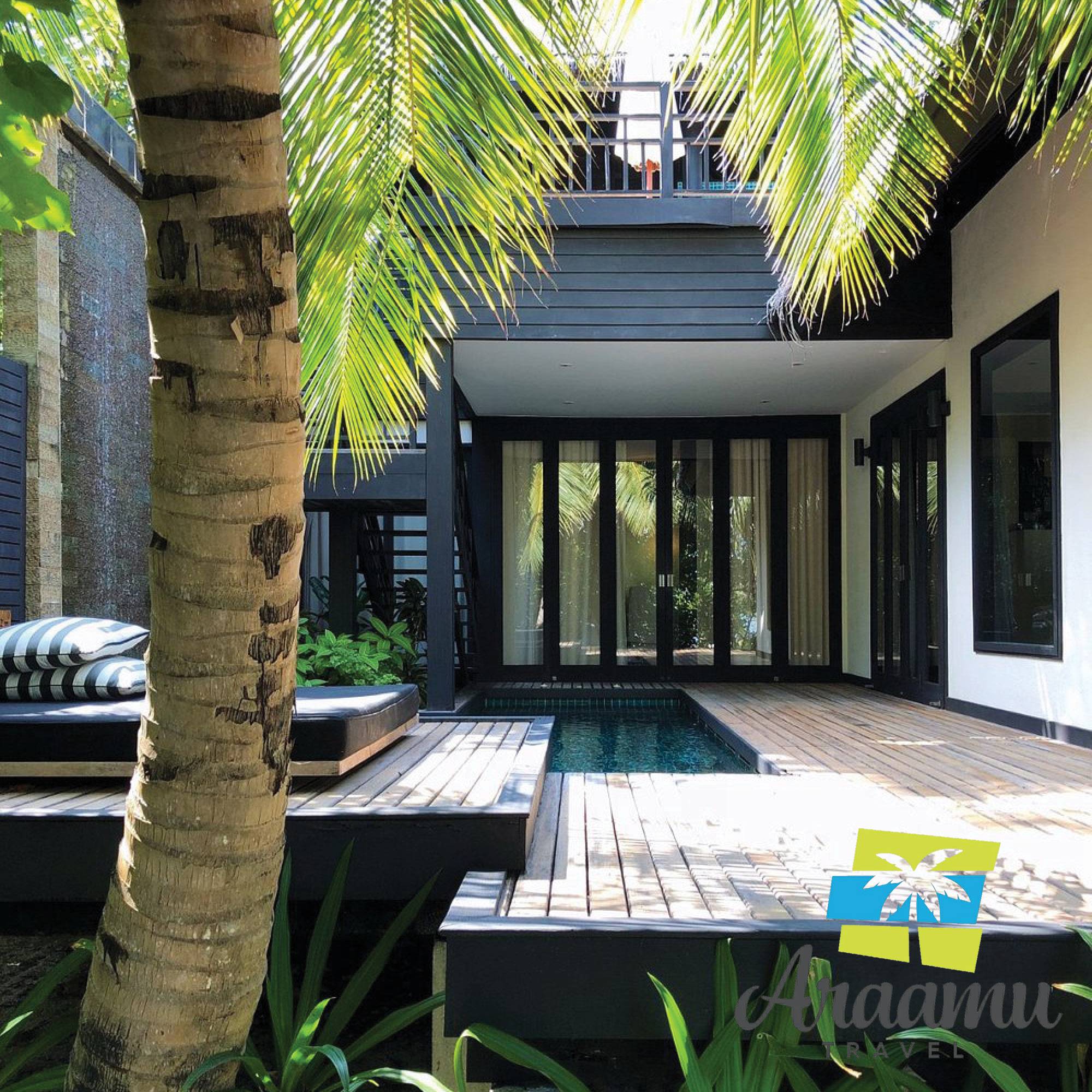 Maldív-szigetek, Outrigger Konotta Maldives*****