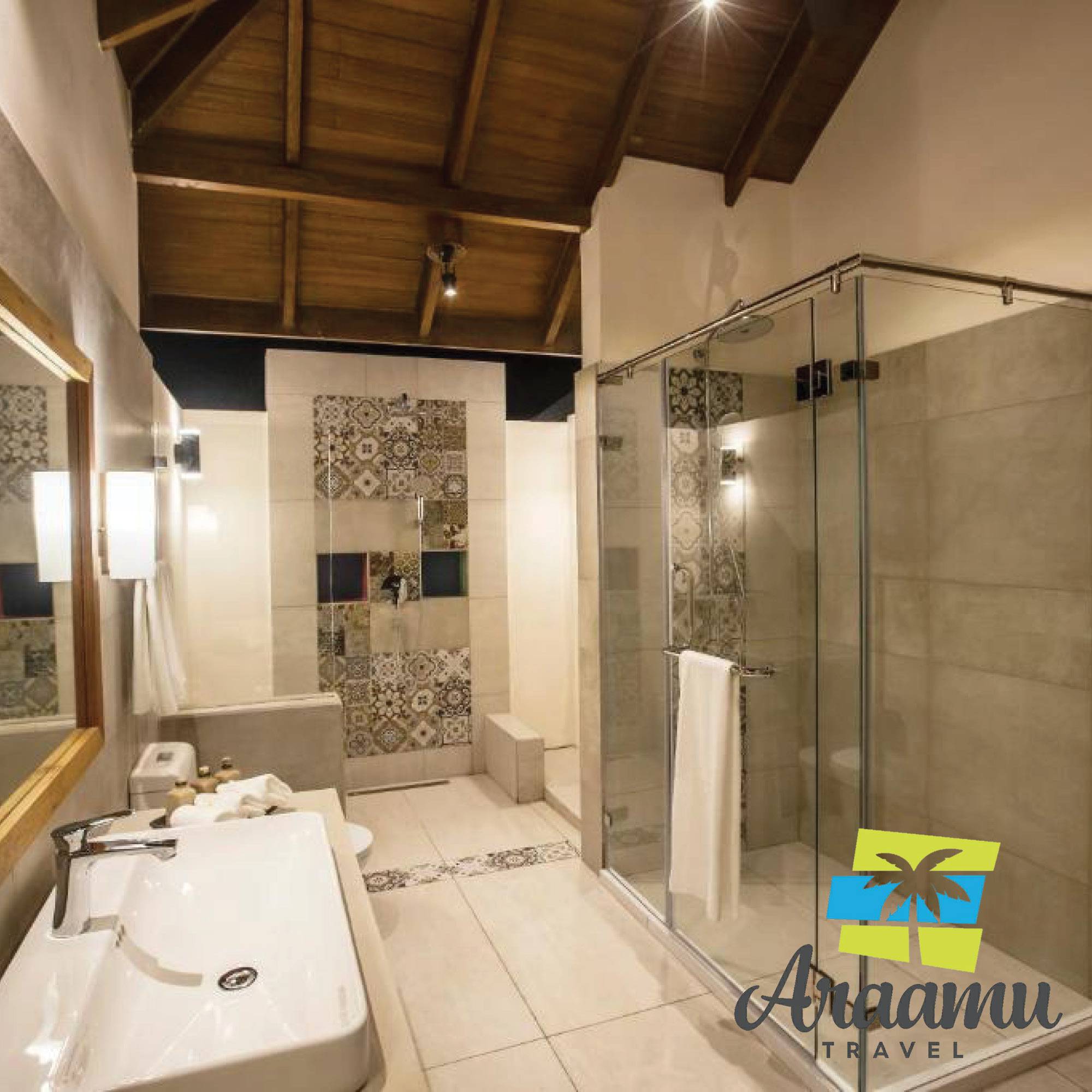 Maldív-szigetek, Reethi Faru Resort****