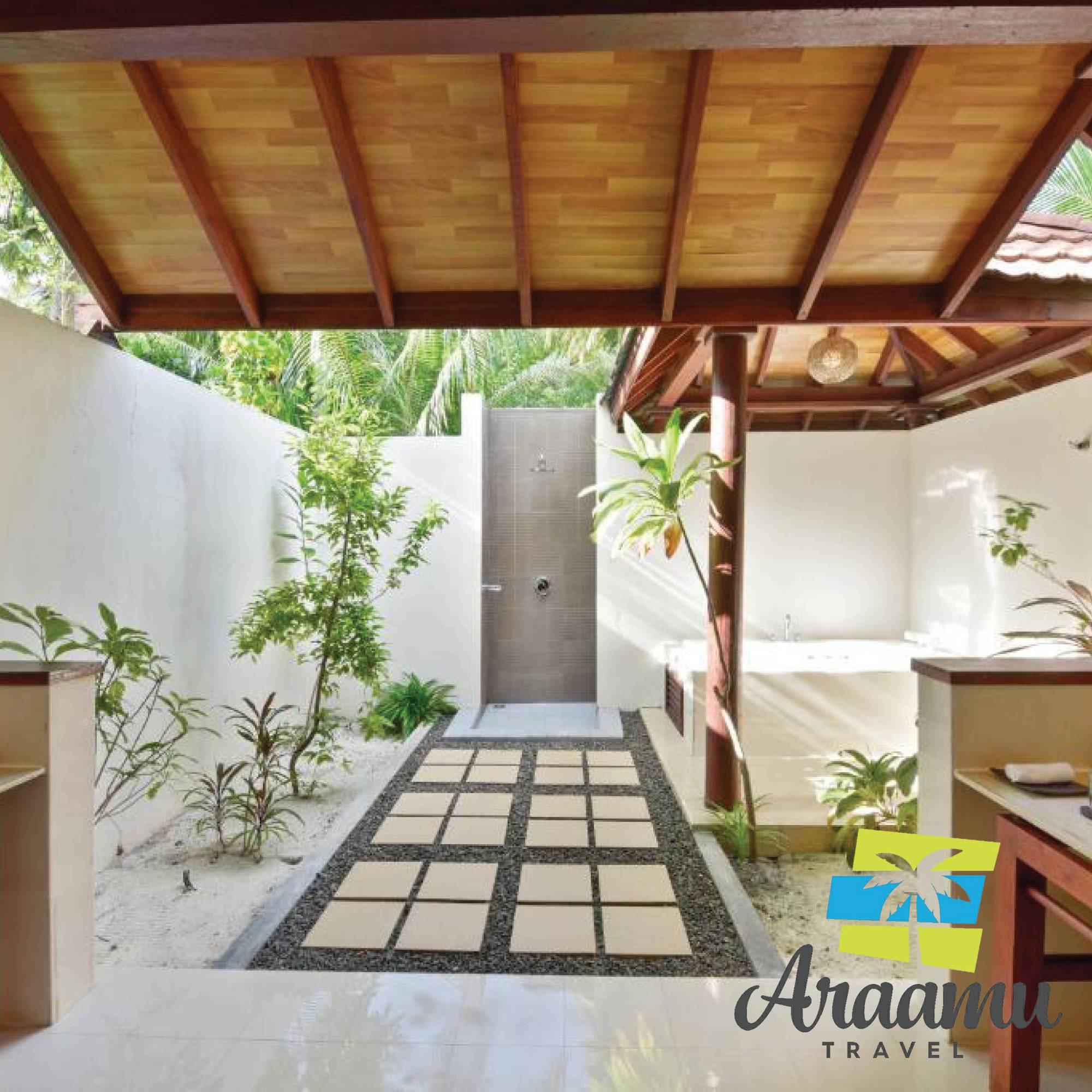 Maldív-szigetek, Robinson Club Maldives****+