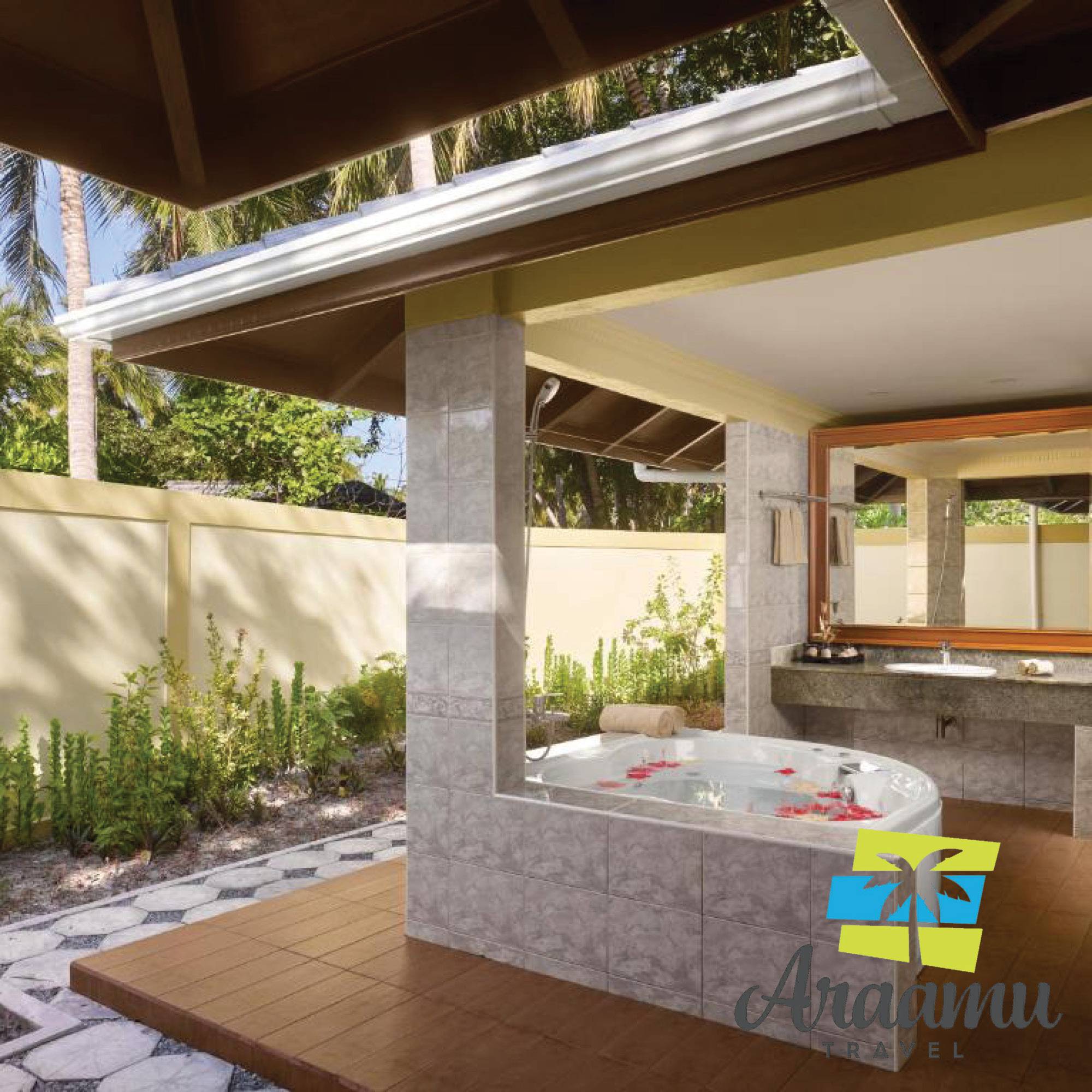 Maldív-szigetek, Royal Island Resort & Spa****+