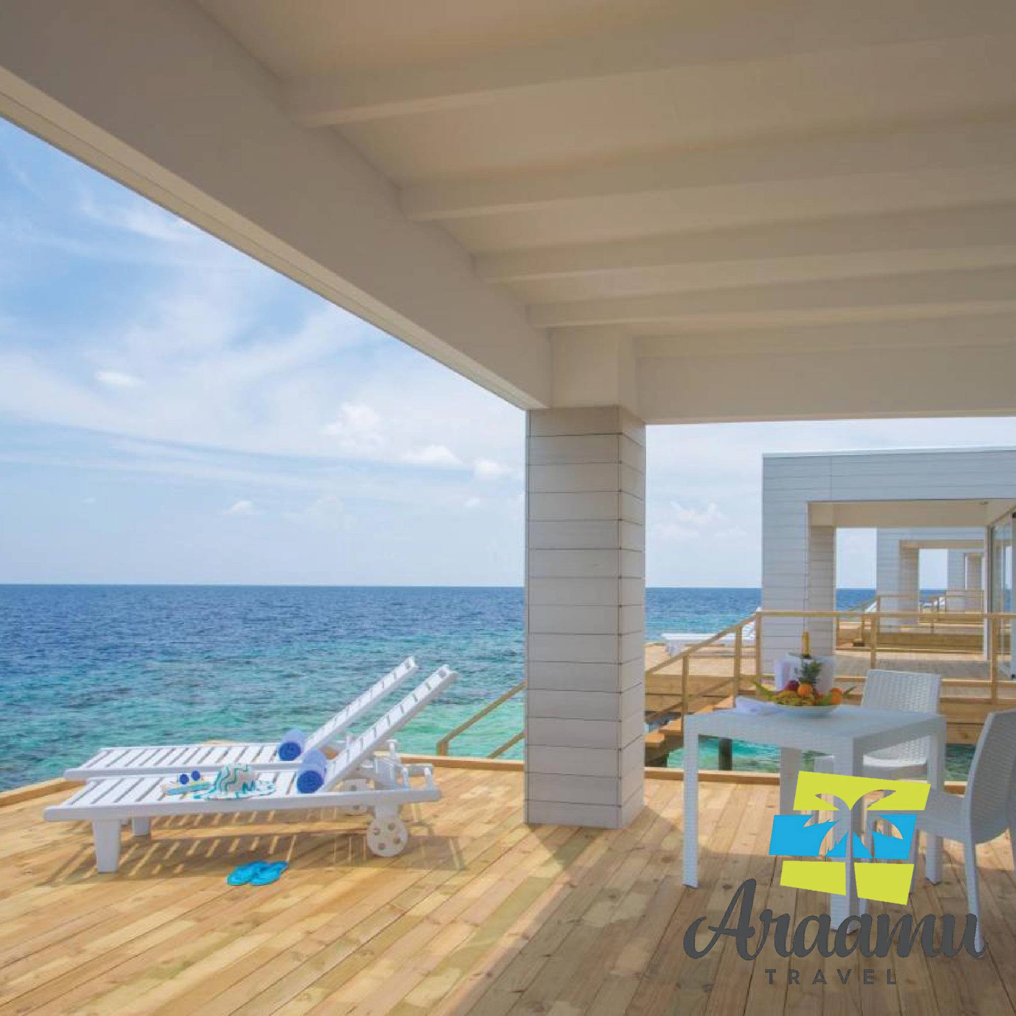 Maldív-szigetek, Sandies Bathala****