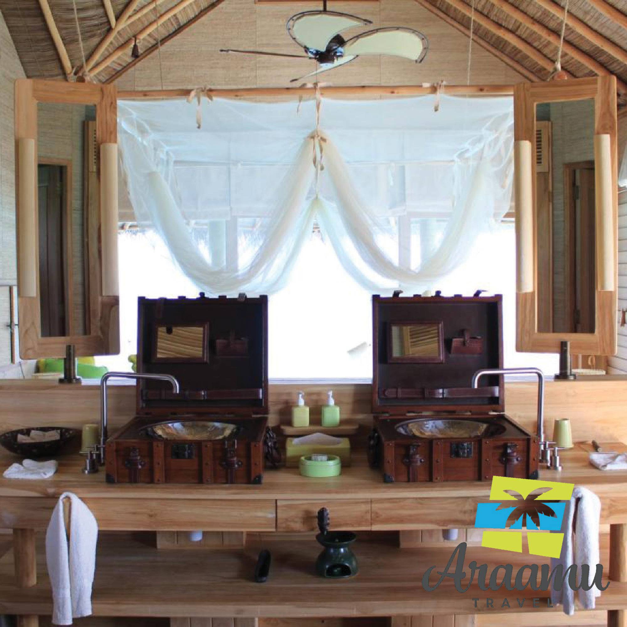 Maldív-szigetek, Six Senses Laamu*****